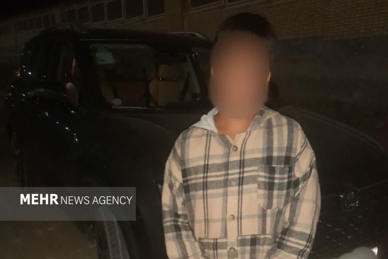 نوجوان ۱۳ ساله با رانندگی پرخطر در قم متوقف شد نوجوان ۱۳ ساله با رانندگی پرخطر در قم متوقف شد