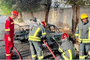 حریق خودرو در بلوار غدیر بندرعباس یک مصدوم بر جای گذاشت