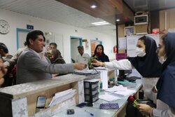 مسئولان اسفراین از پرستاران بیمارستان امام خمینی(ره) تجلیل کردند