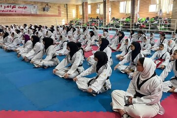 آزمون ارتقای کمربند بانوان تکواندوکار لرستان برگزار شد