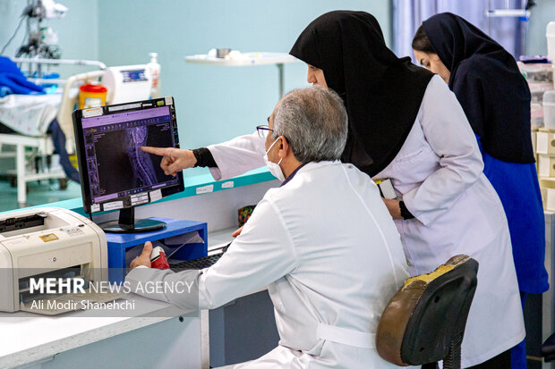 روز <a href='https://sayeb.ir/tag/%d9%be%d8%b1%d8%b3%d8%aa%d8%a7%d8%b1'></div>پرستار</a>