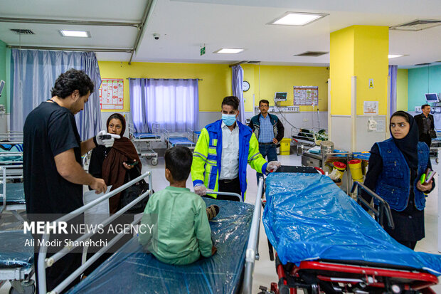 روز <a href='https://sayeb.ir/tag/%d9%be%d8%b1%d8%b3%d8%aa%d8%a7%d8%b1'></div>پرستار</a>