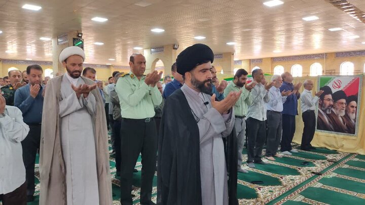 امام جمعه موقت گناوه: زنان ایرانی نماد ایثار و مقاومت هستند امام جمعه موقت گناوه: زنان ایرانی نماد ایثار و مقاومت هستند