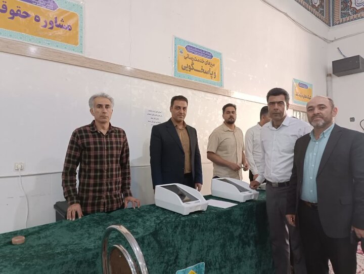مانور آزمایشی رأیگیری الکترونیکی در مصلی امام سجاد(ع) الشتر برگزار شد