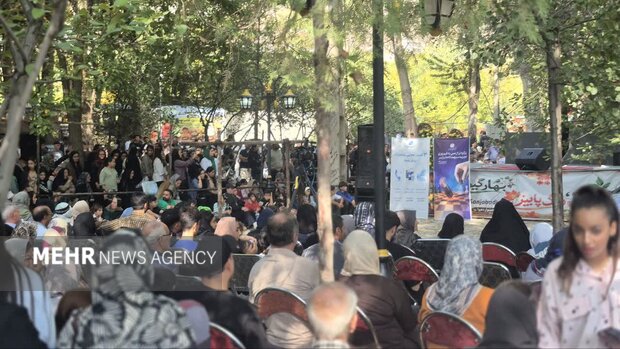 جشنواره «به» گیوی؛ پاییز برداشت، بهار شکوفایی