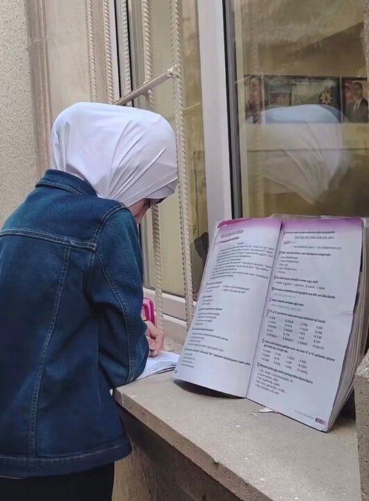 حجاب ممنوع در جمهوری آذربایجان ِمسلمان!