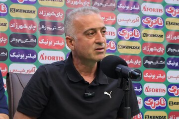 سرمربی خیبر:تیم برتر میدان بودیم؛در انتخاب بازیکنان حق و ناحق نمی‌کنیم