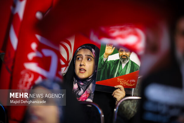 اجتماع «ایران جان» با حضور شهردار تهران