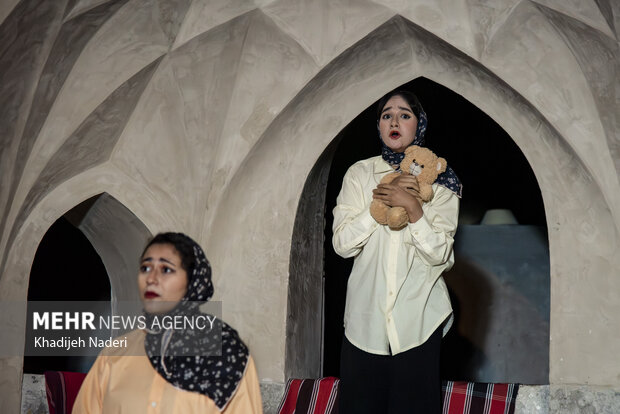 «<a href='https://sayeb.ir/tag/%d8%ad%d8%a7%d8%ac%db%8c-%d9%81%db%8c%d8%b1%d9%88%d8%b2'></div>حاجی فیروز</a>ها امسال دیرتر می‌رسند»