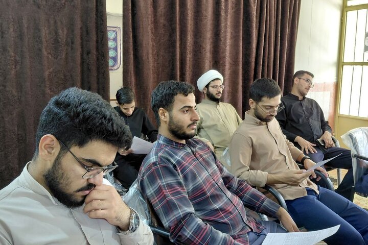 برگزاری کرسی آزاداندیشی «نماز و تمدن نوین اسلامی» در حوزه علمیه زاهدان