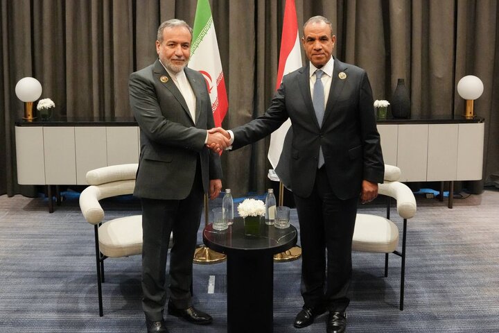 Araghchi, Abdelatty hold talks in Baghdad for OIC meeting
