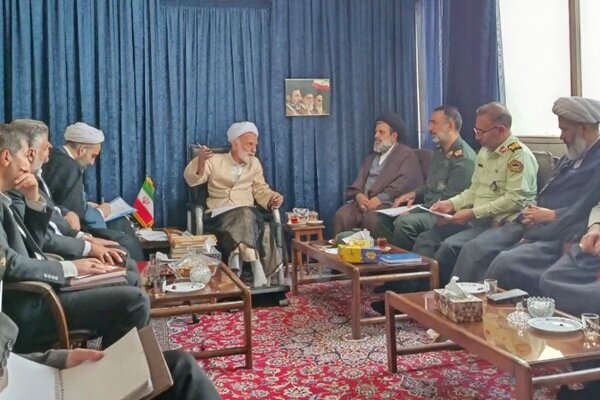 آیت‌الله دری: مساجد و هیئت‌های مرکزی محور تقویت اجتماعات مردمی باشند