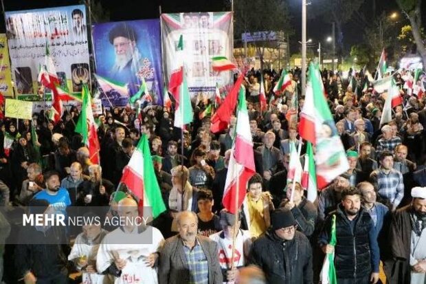 ۲۳۲ شب تجمع حماسی ملت مبعوثشده در اردستان به روایت مردم ۲۳۲ شب تجمع حماسی ملت مبعوثشده در اردستان به روایت مردم
