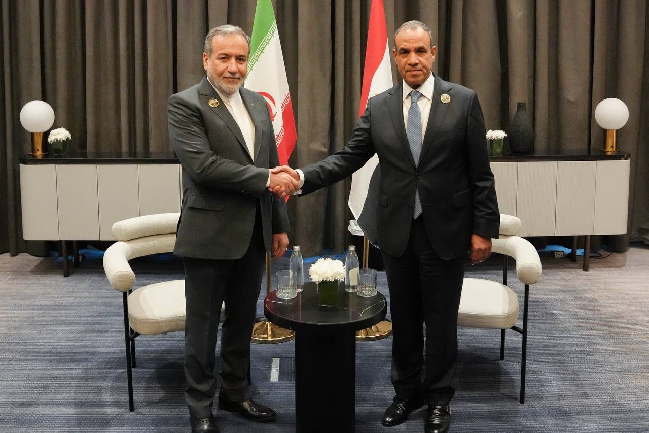 Araghchi, Abdelatty hold talks in Baghdad for OIC meeting