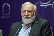 لاریجانی: تصمیم‌گیری درباره جنگ و صلح در صلاحیت ولی‌فقیه است