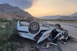 واژگونی پژو پارس در محور دامغان- فولاد محله؛ یک نفر جان باخت