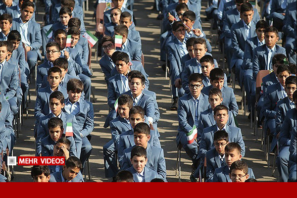 کاظمی: ورزش، میدان تربیت همه‌جانبه دانش‌آموزان است