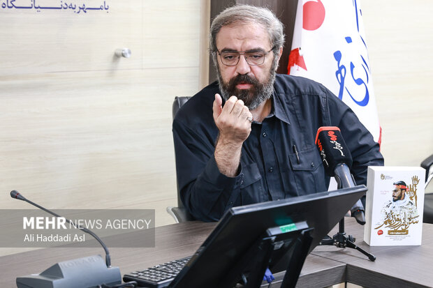 نبوغی که دیر کشف شد؛۷۲نکته نظامی شهید صدرزاده که به دوره دافوس رسید نبوغی که دیر کشف شد؛۷۲نکته نظامی شهید صدرزاده که به دوره دافوس رسید