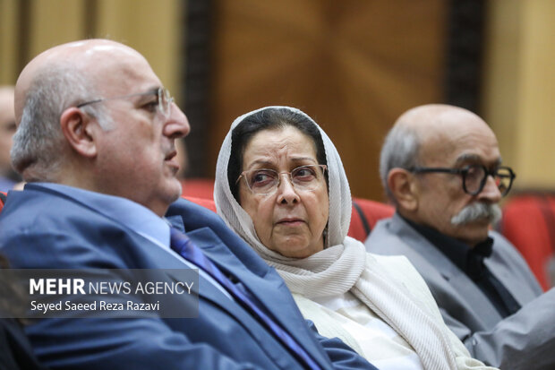 بزرگداشت زندهیاد «محسن خلیلی عراقی» بزرگداشت زندهیاد «محسن خلیلی عراقی»