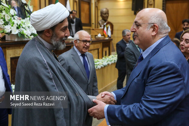 بزرگداشت زنده‌یاد «<a href='https://sayeb.ir/tag/%d9%85%d8%ad%d8%b3%d9%86-%d8%ae%d9%84%db%8c%d9%84%db%8c-%d8%b9%d8%b1%d8%a7%d9%82%db%8c'></div>محسن خلیلی عراقی</a>»