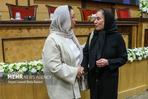 بزرگداشت زندهیاد «<a href='https://sayeb.ir/tag/%d9%85%d8%ad%d8%b3%d9%86-%d8%ae%d9%84%db%8c%d9%84%db%8c-%d8%b9%d8%b1%d8%a7%d9%82%db%8c'></div>محسن خلیلی عراقی</a>»