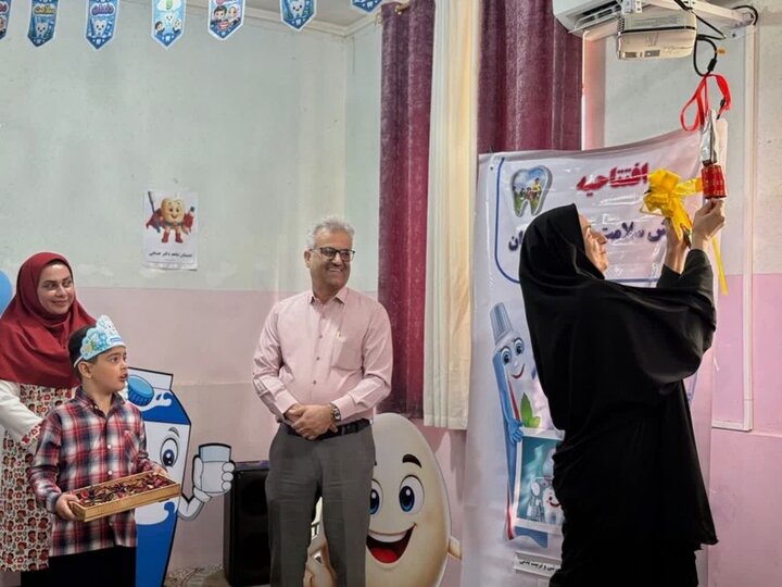 پویش ملی سلامت دهان و دندان در گناوه آغاز شد