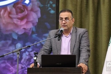 ۲ هزار پرستار در اراک؛ مطالبه بهبود حقوق و معیشت روی میز مسئولان