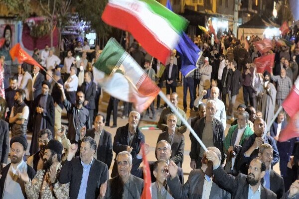 یاسوجی‌ها پای ثابت خیابان جمهوری اسلامی