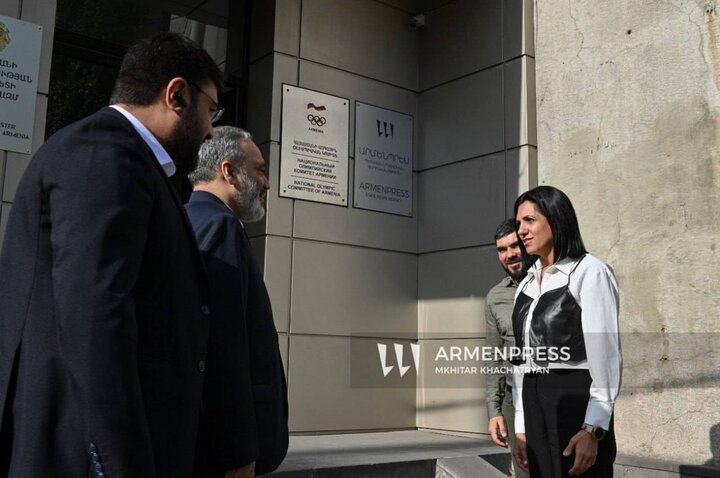 دیدار هیئت گروه رسانهای مهر با مدیران خبرگزاری آرمنپرس ارمنستان