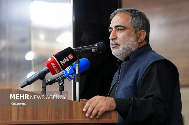 آیین رونمایی کتاب «شاخه طوبی»