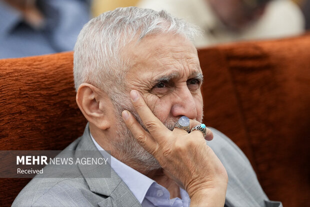 آیین رونمایی کتاب «شاخه طوبی»