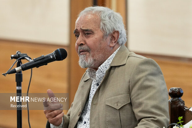 آیین رونمایی کتاب «شاخه طوبی»