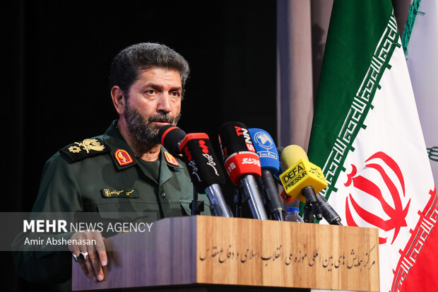 آیین رونمایی از آثار جدید انتشارات 27 بعثت