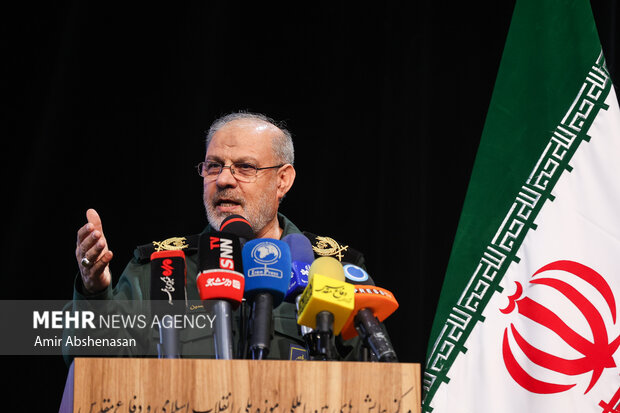 آیین رونمایی از آثار جدید انتشارات 27 بعثت