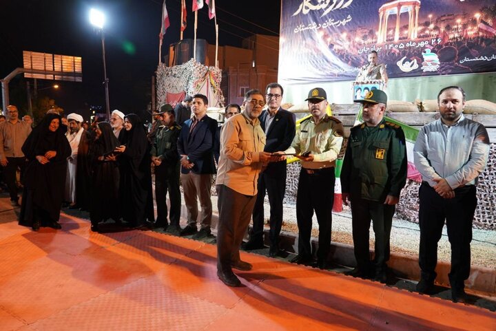 تجلیل از خانواده ۱۹ شهید دشتستان به مناسبت هفته تربیت بدنی و ورزش تجلیل از خانواده ۱۹ شهید دشتستان به مناسبت هفته تربیت بدنی و ورزش