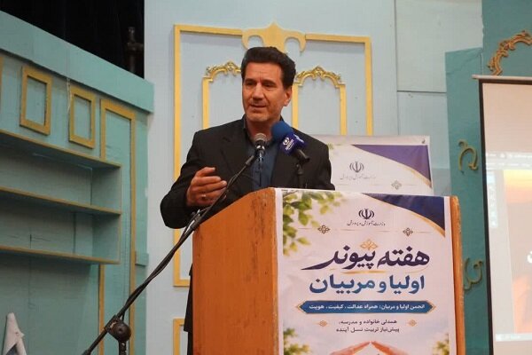آسیبهای اجتماعی دانشآموزان در تاکستان ۳۰ درصد کاهش یافت