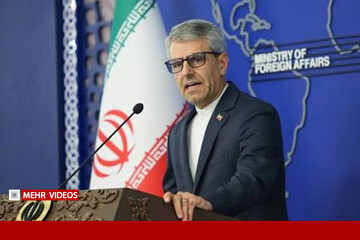 شعرخوانی بقایی درباره جنگ و صلح؛ «مدارای دشمن به از کارزار»
