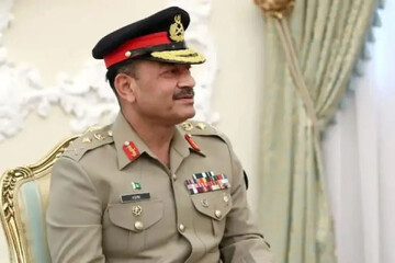 قائد الجيش الباكستاني يتوجه إلى إيران