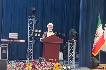 آیت الله دری: استان مرکزی خاستگاه شخصیت‌های بزرگ و تاریخ‌ساز ایران است