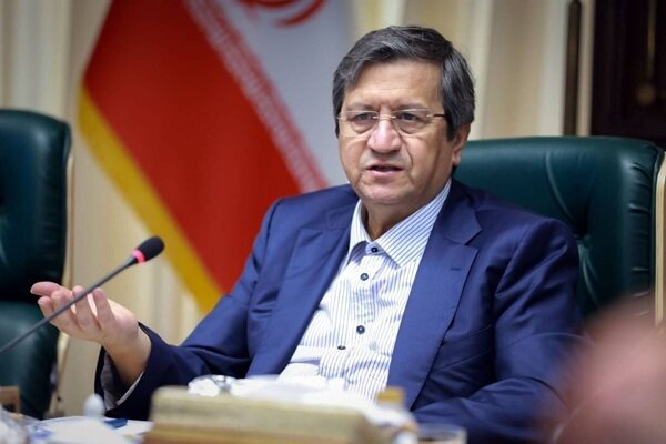 همتی: روند پرشتاب تورم را کنترل کردیم