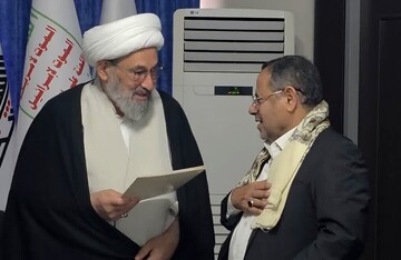 تقدیم پیام رهبر انصار الله یمن به دبیرکل جمعیت دفاع از ملت فلسطین