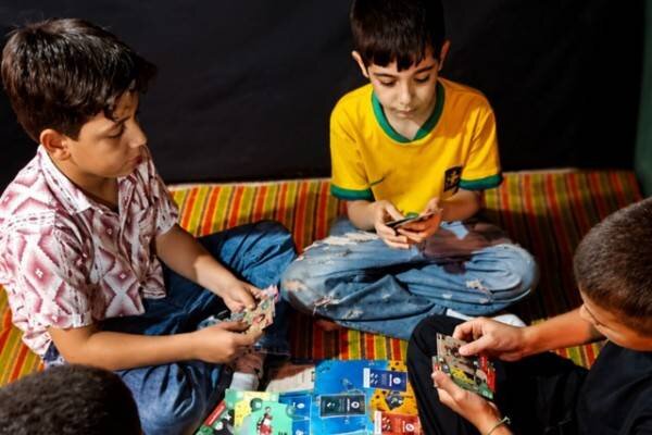 پیوند کودک و قهرمانها در فضای بازی پیوند کودک و قهرمانها در فضای بازی