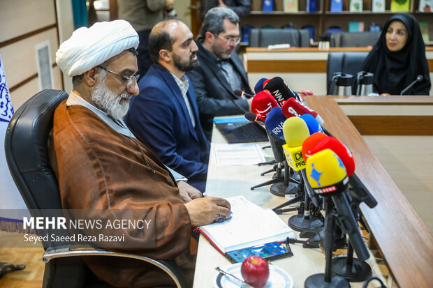 نشست خبری دبیر شورای عالی انقلاب فرهنگی