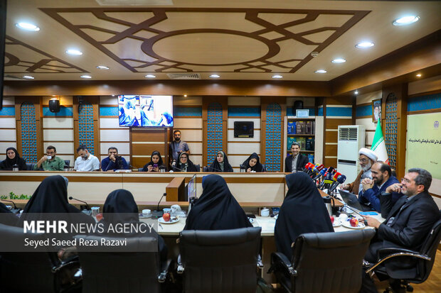 نشست خبری دبیر شورای عالی انقلاب فرهنگی