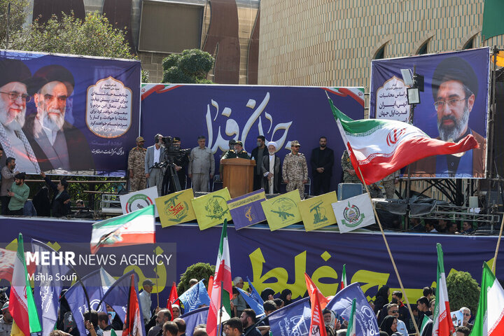 آوردگاه حماسه در سرزمین آفتاب؛ طنین اقتدار در رزمایش <a href='https://sayeb.ir/tag/%d8%ac%d8%a7%d9%86%d9%81%d8%af%d8%a7'></div></div></div>جان‌فدا</a>