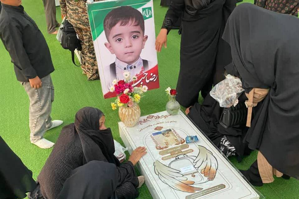 اینجا، لالاییها بوی دلتنگی میدهند