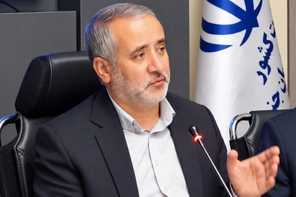 اجازه نمیدهیم واسطهگران زرشک خراسان جنوبی را ارزان بخرند