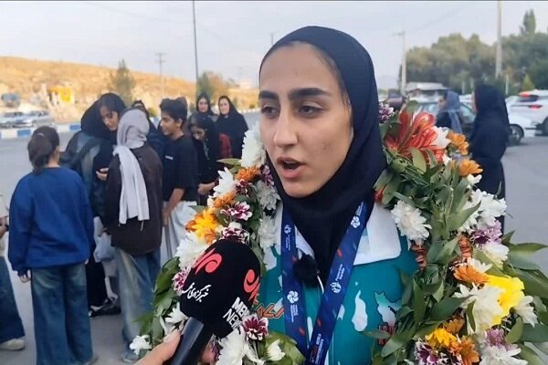 غزل فتحی: مدالم را تقدیم دختران سرزمینام میکنم