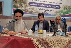 موسوی: محرومیت‌زدایی باید در حوزه‌های عمرانی و فرهنگی دنبال شود