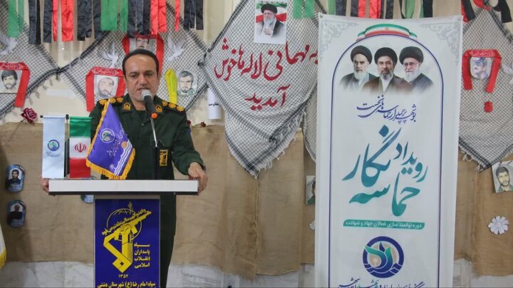 زارعی‌تبار: یادواره‌های شهدا در دشتی مردمی برگزار می‌شود